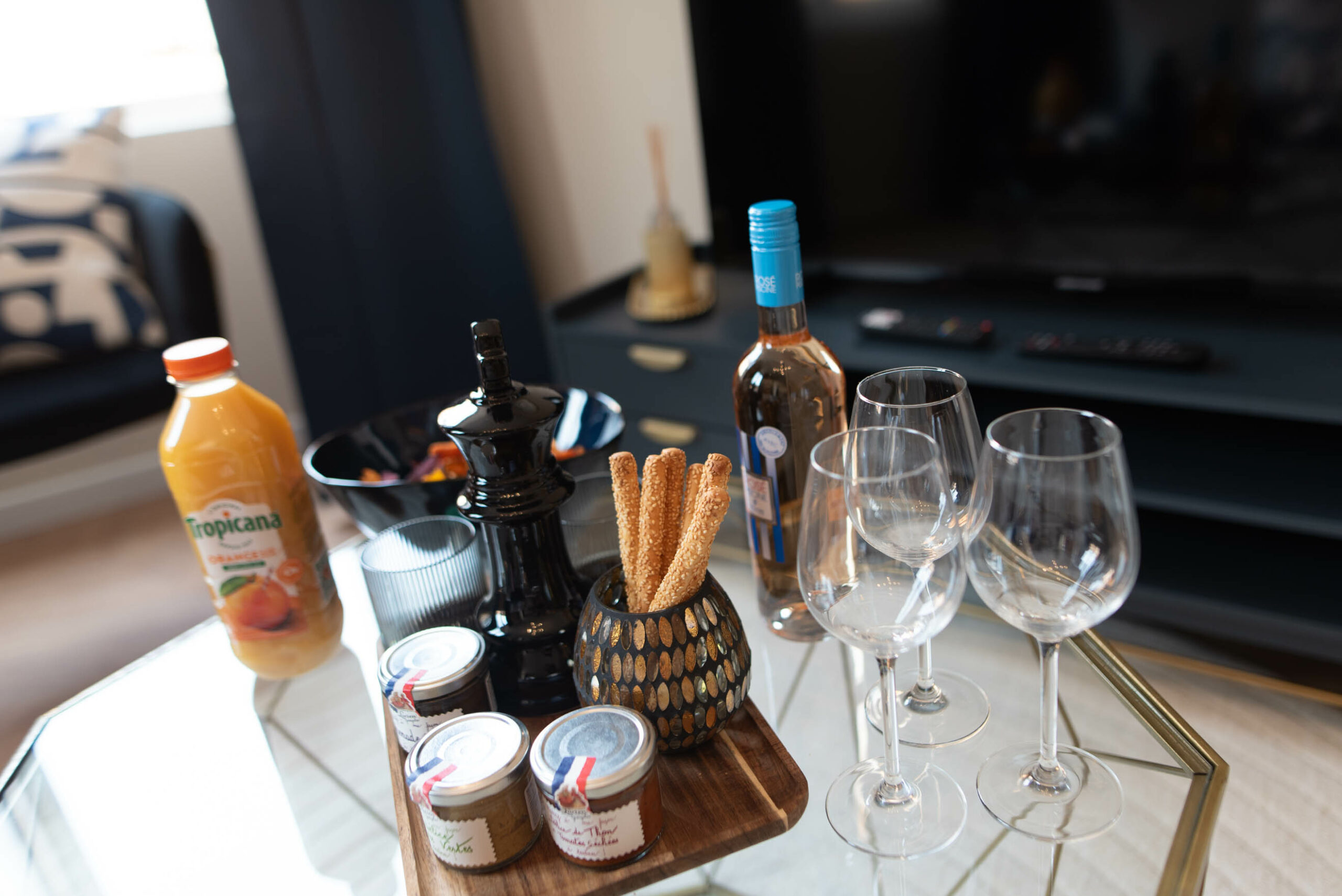 Verre de vin et champagne pour le logement Airbnb